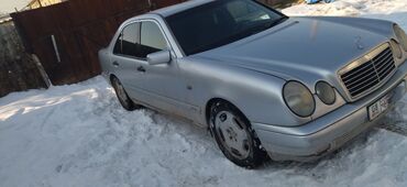 Mercedes-Benz: Mercedes-Benz E-Class: 1997 г., 2.3 л, Механика, Бензин, Седан