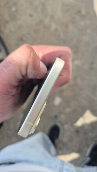 Apple iPhone: IPhone 15, 128 GB, Sarı, Barmaq izi, Sənədlərlə, Zəmanət — 3