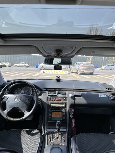 Mercedes-Benz: Mercedes-Benz E-Class: 2001 г., 3.2 л, Автомат, Бензиновая, Седан — 9