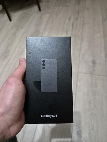 Samsung: Samsung Galaxy S24, Б/у, 128 ГБ, цвет - Черный, 2 SIM, eSIM — 3