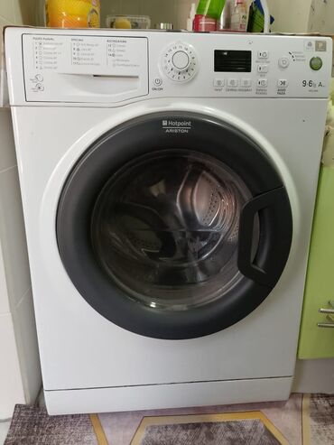 Стиральные машины: Стиральная машина Hotpoint Ariston, Б/у, Автомат, До 9 кг, Полноразмерная