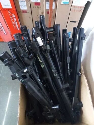 Другие детали вентиляции, охлаждения и отопления: Радиатор охлаждения автомобилей в наличии и на заказ Все виды — 7