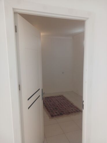 Kommersiya daşınmaz əmlakının satışı: Xırdalan AAAF parkda obyekt ful temirli 2 otağlı kiçik metbextli — 25