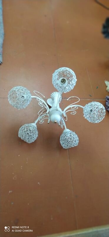 Sandıqlar: Çılçıraq, 5 lampa, Metal