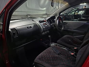 fit 2012: Honda Fit: 2002 г., 1.3 л, Автомат, Бензин, Хэтчбэк — 3