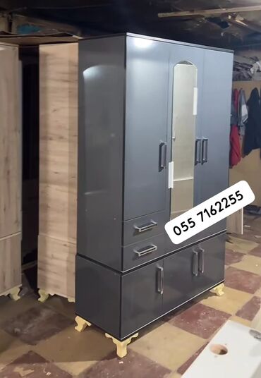 Dolablar: Açılan, 3 qapılı Düz dolab, Qarderob, paltar dolabı -da lalafo.az — 3 Dolablar: Açılan, 3 qapılı Düz dolab, Qarderob, paltar dolabı — 3