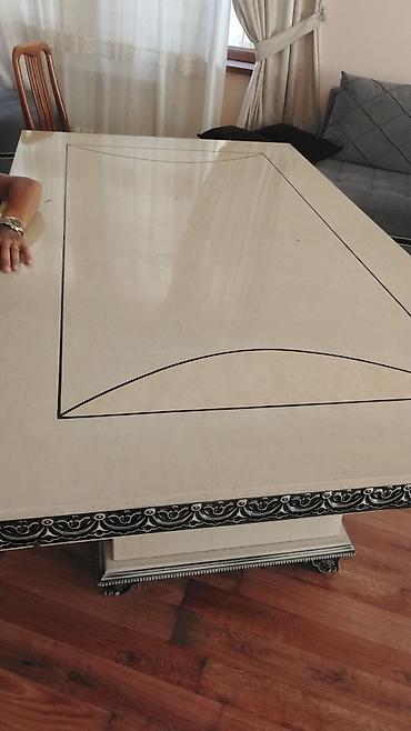 2 el: Klassik üslubda yemək otağı dəsti - Masa: Açıq krem rəngli, mərmər — 1