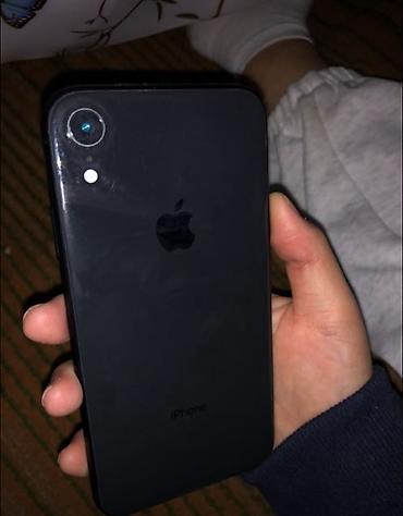 Мобильные телефоны: IPhone XR, черный — 1