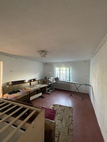 ош уй дом: 70 м², 2 комнаты, Требуется ремонт С мебелью, Без мебели, Кухонная мебель