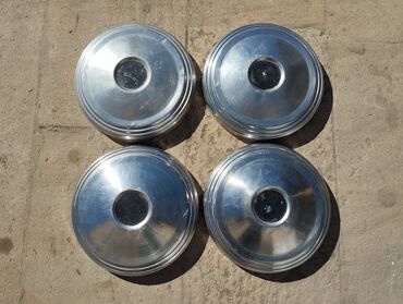 goran təkər satışı: Gaz 24 orginal kalpaktları. əla vəziyyətdədir. boş adamlar narahat lalafo.az -da goran təkər satışı: Gaz 24 orginal kalpaktları. əla vəziyyətdədir. boş adamlar narahat