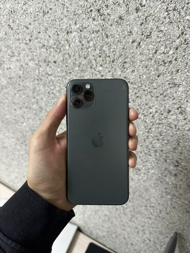 купить бэушные телефоны: IPhone 11 Pro, Б/у, 256 ГБ, Matte Midnight Green, Наушники, Зарядное устройство, Защитное стекло, 73 %