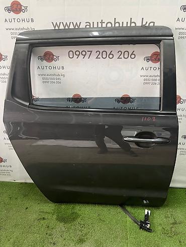 d4hb: Дверь Kia carnival YP D4HB 2.2 DIESEL 2017 задн. прав. (б/у) — 1