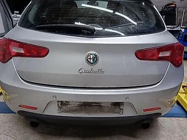 sa staklom: Alfa Romeo Giulietta gepek vrata sa staklom. Alfa Romeo Giulietta — 1