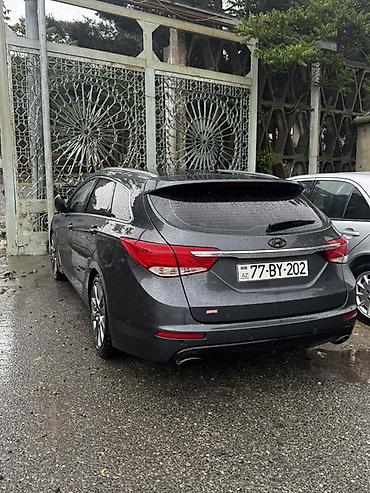 i40: Hyundai i40: 1.7 l | 2012 il Universal — 2