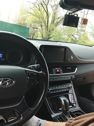 gra: Hyundai Grandeur: 2019 г., 2.4 л, Автомат, Бензин, Седан — 6