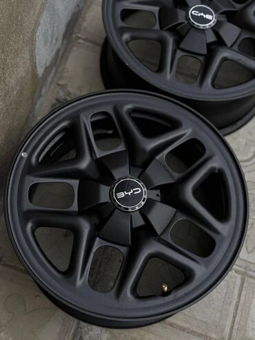 diskler r16: BYD diski 10 km cemi yol gedib zavod diskidi kalpaklarina qeder var