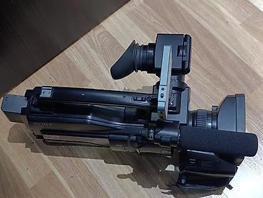 Videokameralar: Sony peşəkar video kamera - Model xətti: Sony HD shoulder-mount tipli — 3