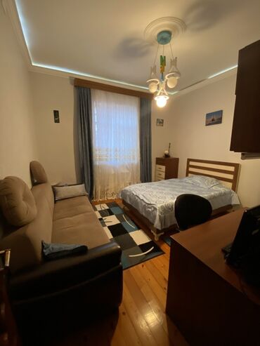 Həyət evi alıram: 250 kv. m, 5 otaqlı, Qaz, İşıq, Su — 30