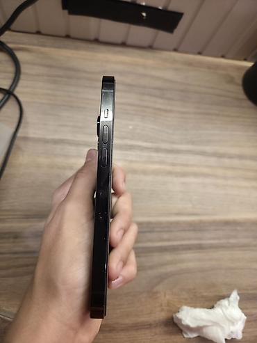 iphone 14 pro max ekran: IPhone 14 Pro, Qara, Face ID — 5