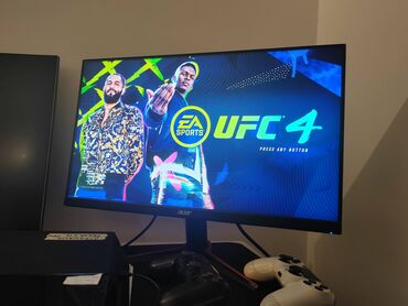 PS4 (Sony Playstation 4): Sony Playstation 4 sa igricama čipovan Prodajem konzolu Sony na lalafo.rs — 7 PS4 (Sony Playstation 4): Sony Playstation 4 sa igricama čipovan Prodajem konzolu Sony — 7