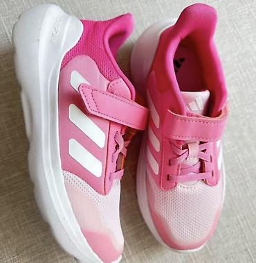 Детская обувь: Детские кроссовки Adidas покупали в Европе Нам оказались малы Размер — 2