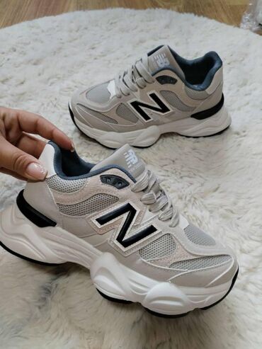 Patike: New balance 9060 patike 

Novo
Brojevi 36 do 41

fb Moja Kupovina 1 — 10