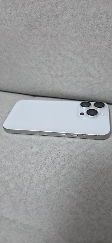 Уюлдук телефондор жана аксессуарлар: IPhone 15 Pro, Колдонулган, 128 ГБ, White Titanium, Коргоочу айнек, 81 % — 6