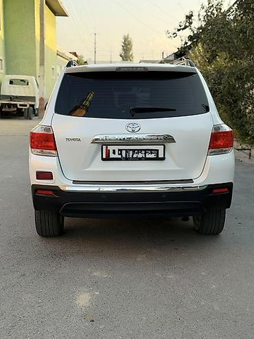 крыло лексус 570: Toyota Highlander: 2010 г., Автомат, Бензин, Внедорожник — 4
