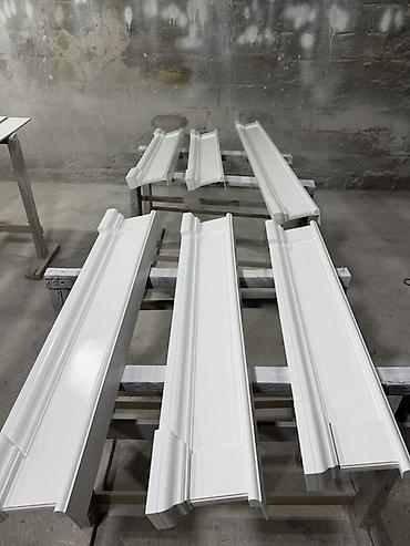 bezekli herifler ad yazmaq: Mebel və interyer üçün dekorativ plintus/profil hissələri - Material — 9