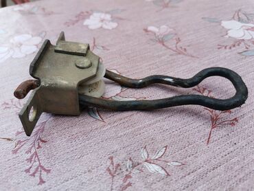 Auto delovi: Granicnici vrata Lada 2106. Polovno, ocuvano. Skinuto sa rastavljenog — 11