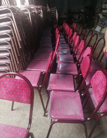 Stullar: Stullar Topdan və parakəndə satişi var. Stol stul dəstləri. Kafe üçün — 14
