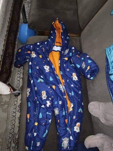 uşaq pijama kombinzon: Uşaq kombinezonu. Az geyinilib. 2 yaşa qədər geyindirmek olur