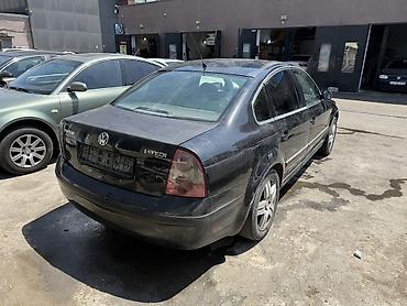 passat ss: Volkswagen Passat B5 1.9 dizel 2001 il sökülür ehtiyat hissəsi kimi — 8