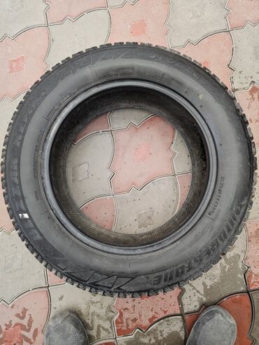 Шины: Шины 215 / 60 / R 16, Зима, Б/у, Пара, Легковые, Япония, Bridgestone