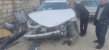 nev holand: Toyota Corolla: 1.6 l | 2004 il Sedan — 1