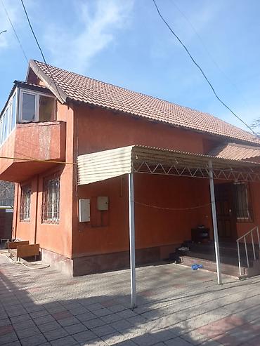 Продажа коттеджей и домов: Продаётся дом в мкр. Учкун 🏡 Участок: 3 сотки 🏠 Площадь дома: 150 м² — 1