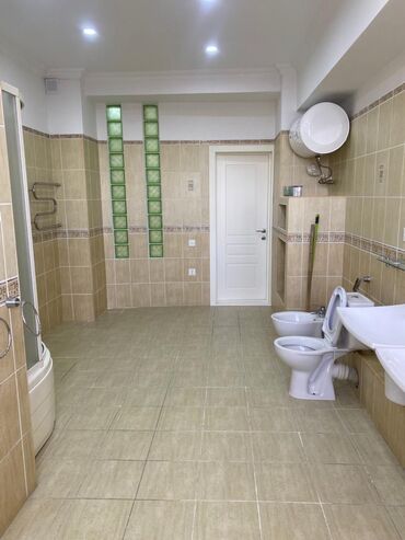 Продажа квартир: 4 комнаты, 209 м², Индивидуалка, Евроремонт — 4