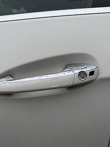 Mercedes-Benz: Mercedes-Benz E-Class: 2011 г., 3.5 л, Автомат, Бензин, Седан — 5