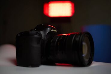 фотоаппарате: Продается профессиональный полнокадровый фотоаппарат Canon EOS 5D Mark