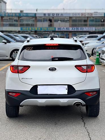 kia stonic 2020: Kia Stonic: 2021 г., 1.6 л, Автомат, Бензин, Кроссовер — 6