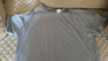 yun koynekler: Kişi Slim Fit Dartıcı İdman T-Shirti - Nəfəs alan nəm keçirən parça