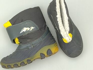 Children's Items: Snow boots, 29, condition - Good