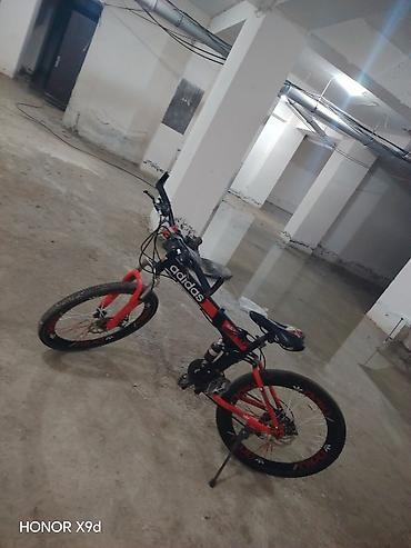 İdman velosipedləri: Qatlanan dağ velosipedi – Adidas Qırmızı qara rəng - Çərçivə — 1