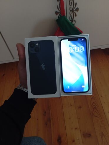 Apple iPhone: IPhone X, Gümüşü, Face ID — 7