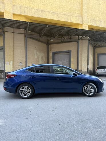 Hyundai: Hyundai Elantra: 2018 г., 2 л, Автомат, Бензин, Седан — 4