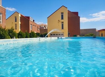 Həyət evləri və villaların satışı: Şıxov 7 otaqlı, 400 kv. m, Kredit var, Yeni təmirli — 1