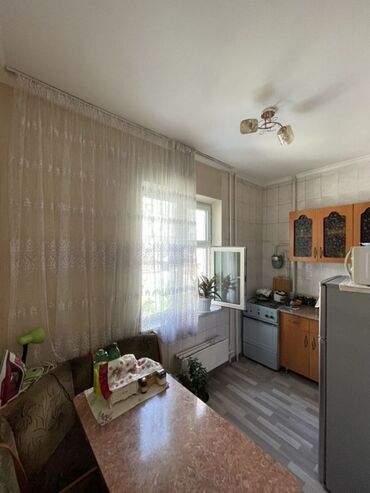 квартира берилет мкр кок жар: 1 комната, 35 м², 106 серия, 2 этаж, Евроремонт
