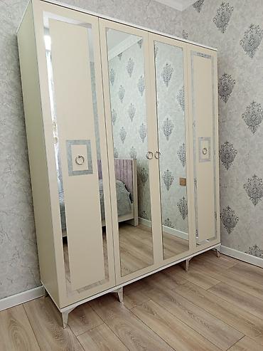 Yeni, 4 qapılı, Güzgülü, Ağ, Açılan, Düz dolab lalafo.az -da Yeni, 4 qapılı, Güzgülü, Ağ, Açılan, Düz dolab