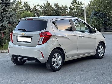 Chevrolet: Chevrolet Spark: 2017 г., 1 л, Вариатор, Бензин, Хэтчбэк at lalafo.kg — 4 Chevrolet: Chevrolet Spark: 2017 г., 1 л, Вариатор, Бензин, Хэтчбэк — 4