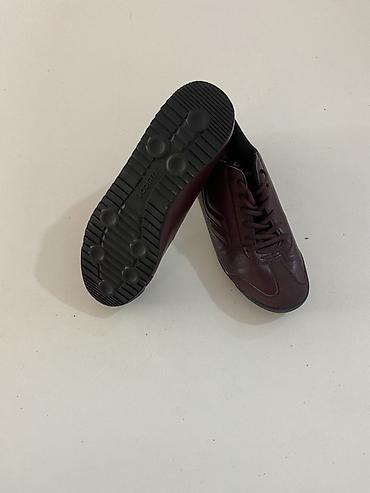 Kişi ayaqqabıları: Qara slip-on idman ayaqqabıları - Üst hissə: nəfəsalan toxunma parça — 3